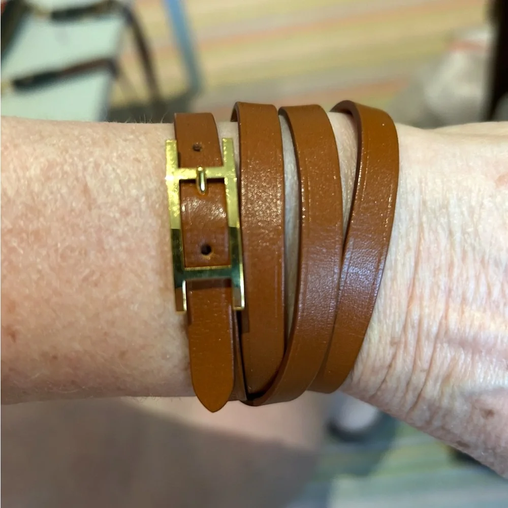 Hermes Mens Tan Leather Wrap  bracelet‎ Gold Tone H Buckle